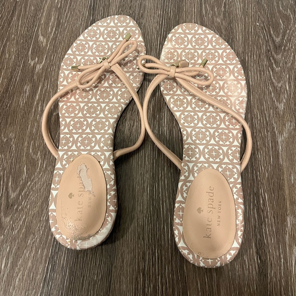 Kate Spade Beige Patterned Sandals with Bow - Picture 3 of 3